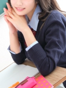 秘密学園 池袋校の宇多田希来里さんのインタビュー